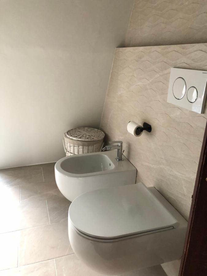 Easy Isola, For An Easy Stay Милано Екстериор снимка