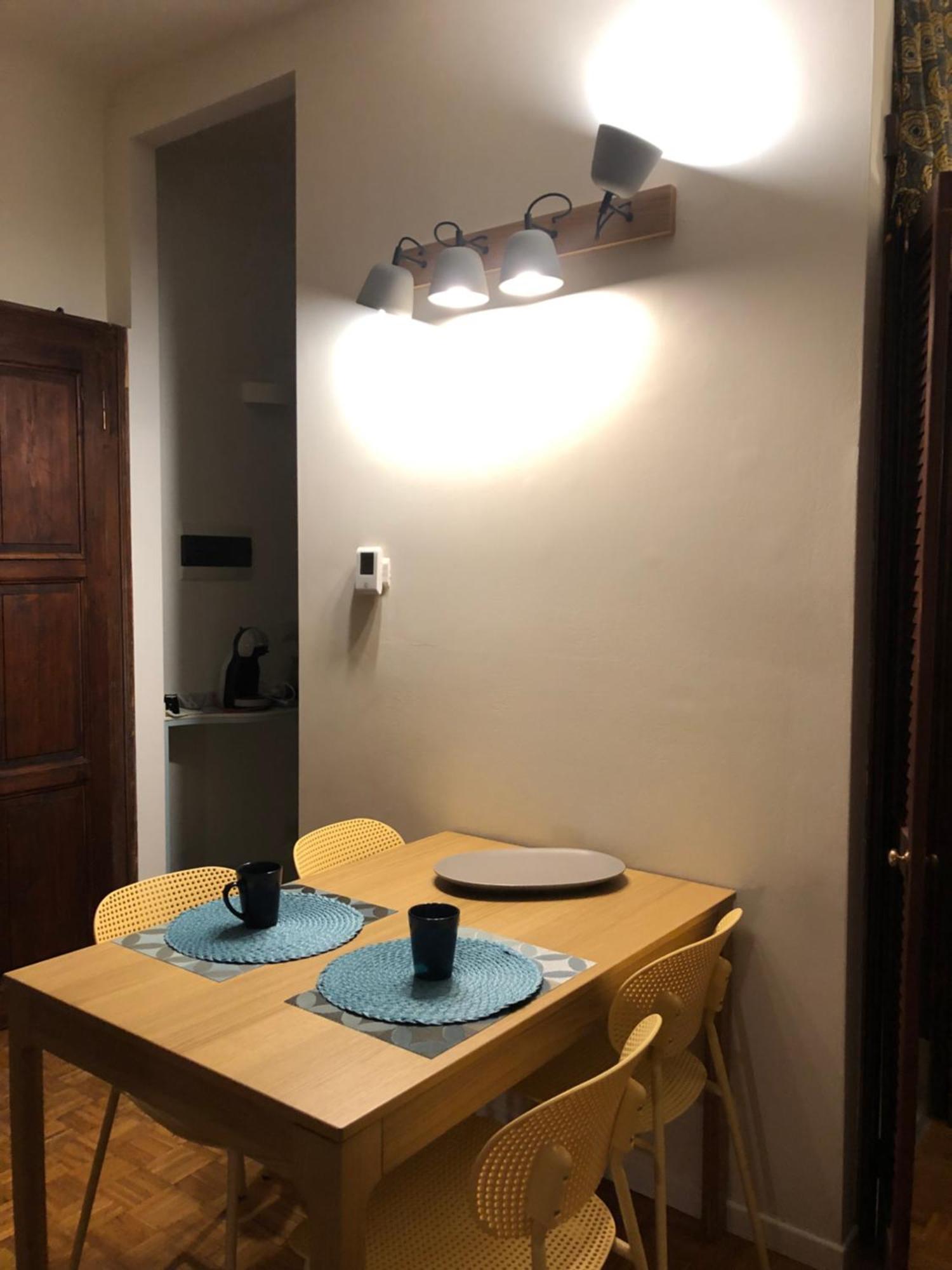 Easy Isola, For An Easy Stay Милано Екстериор снимка