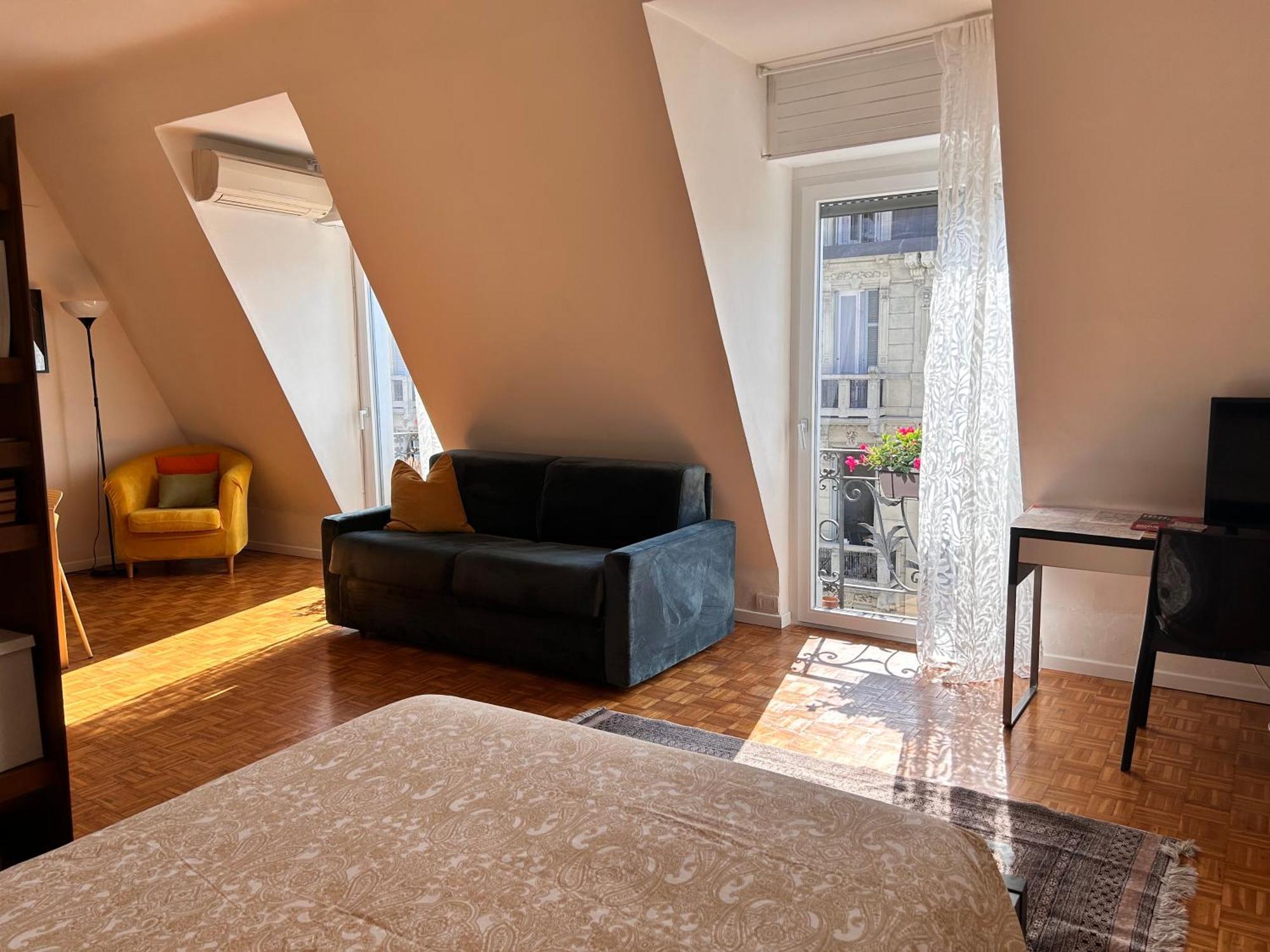 Easy Isola, For An Easy Stay Милано Екстериор снимка