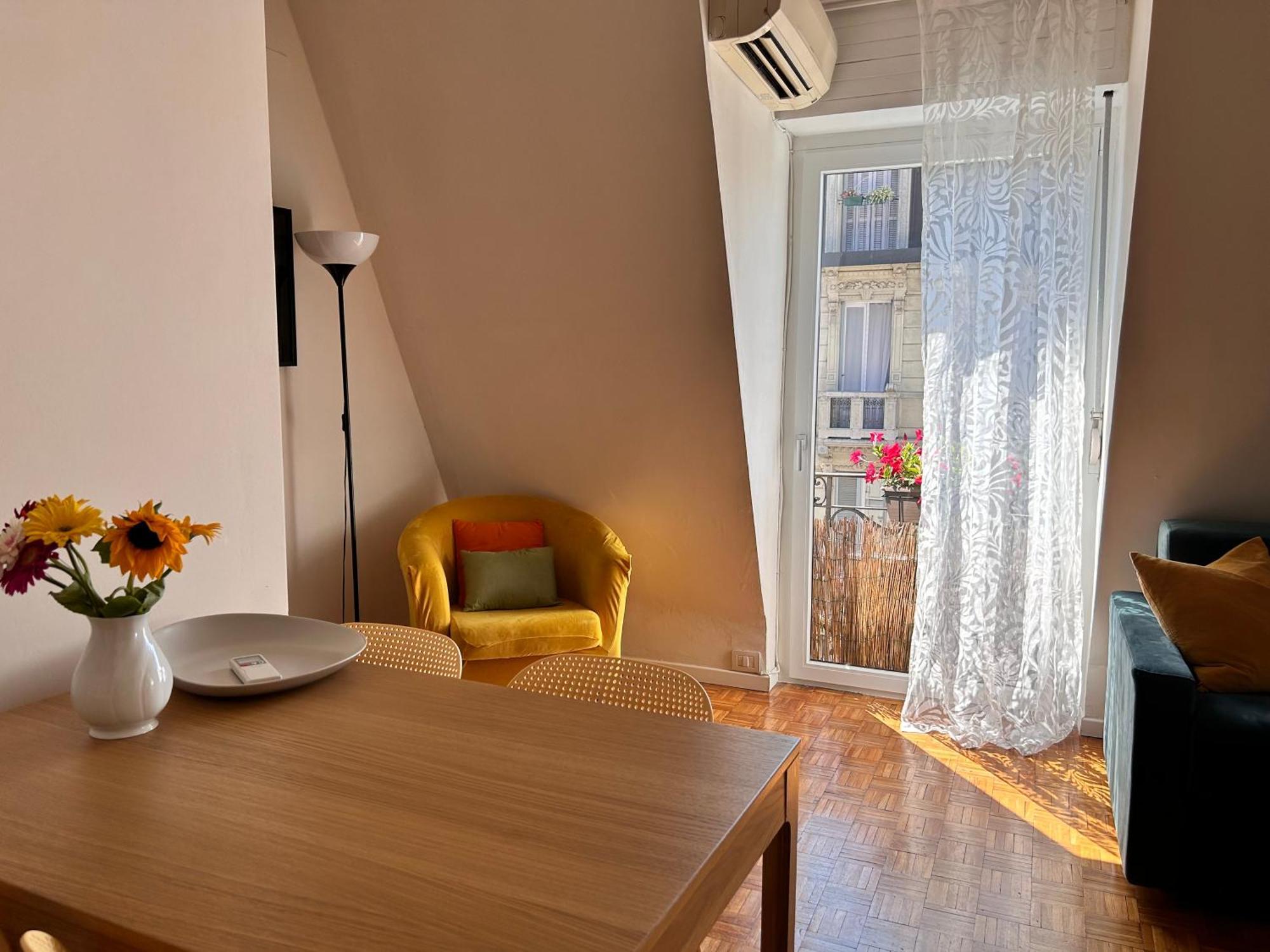 Easy Isola, For An Easy Stay Милано Екстериор снимка