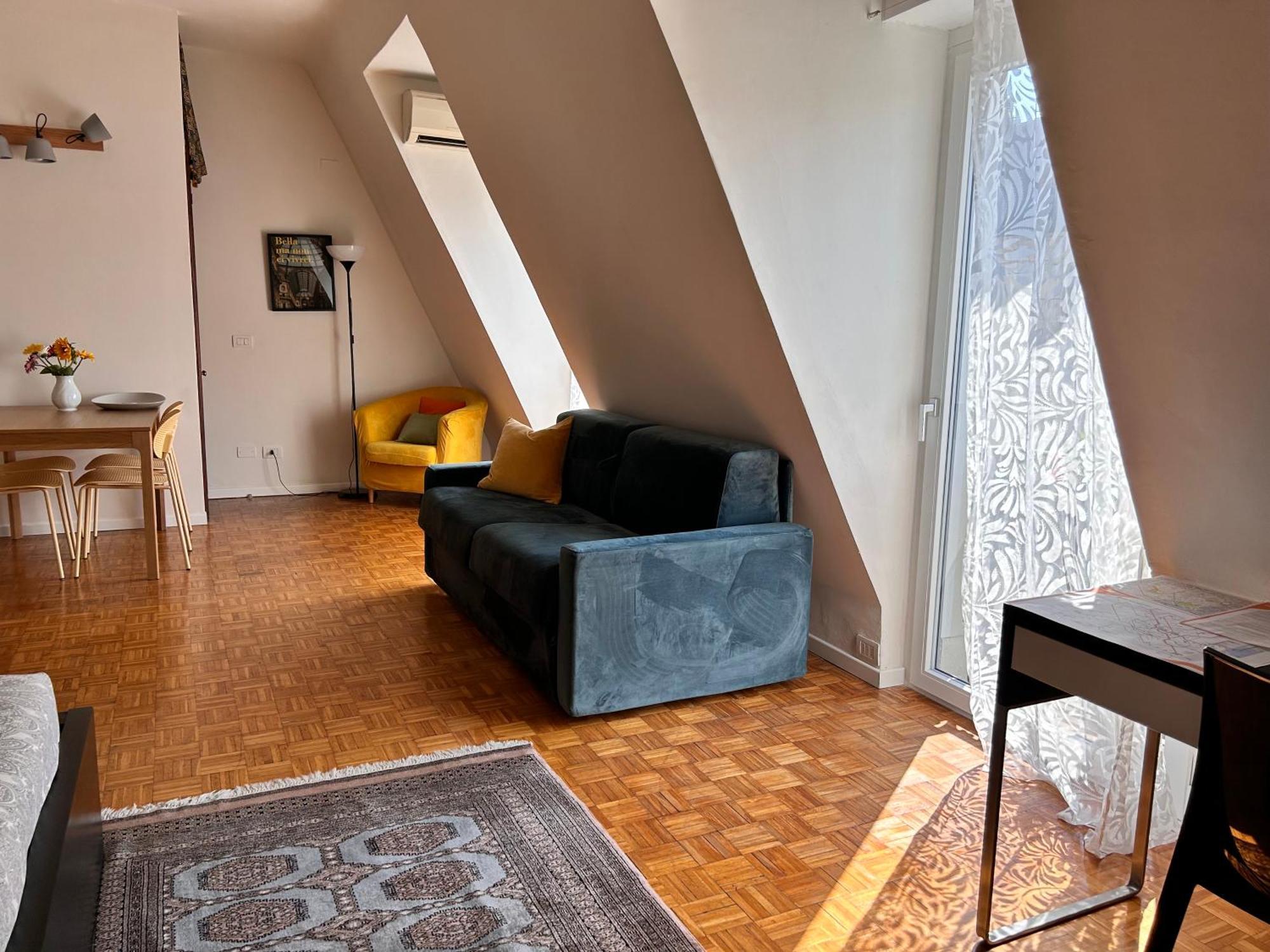 Easy Isola, For An Easy Stay Милано Екстериор снимка